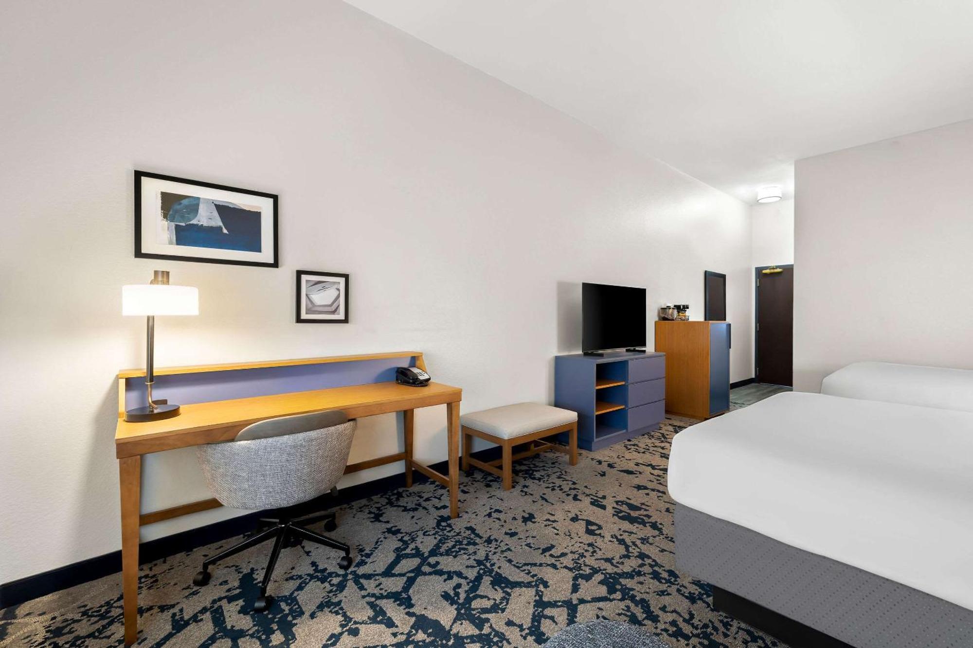 Hotel Country & By Radisson, Lsu - Medical Corridor Bâton-Rouge