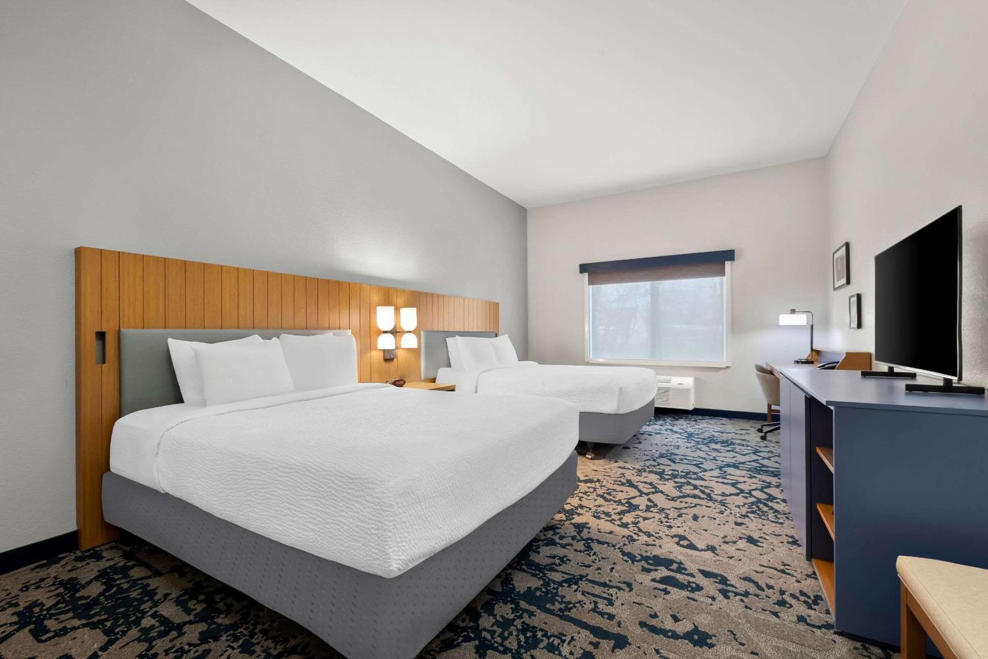 Country & By Radisson, Lsu - Medical Corridor Hotel 3*