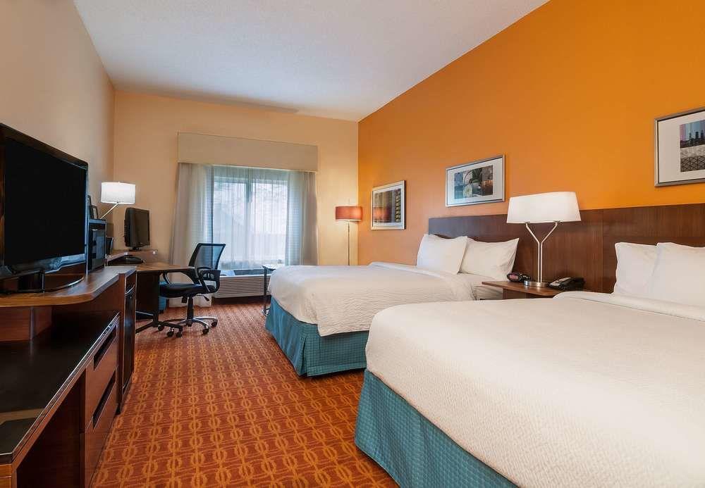 Hotel Country & By Radisson, Lsu - Medical Corridor Bâton-Rouge