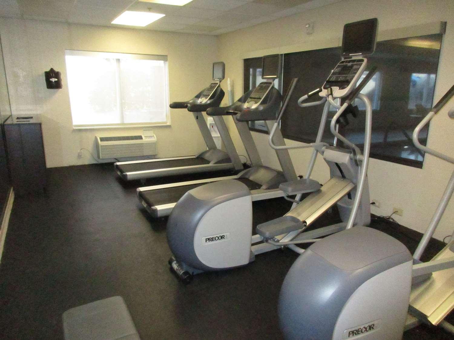 Country & By Radisson, Lsu - Medical Corridor Hotel 3*