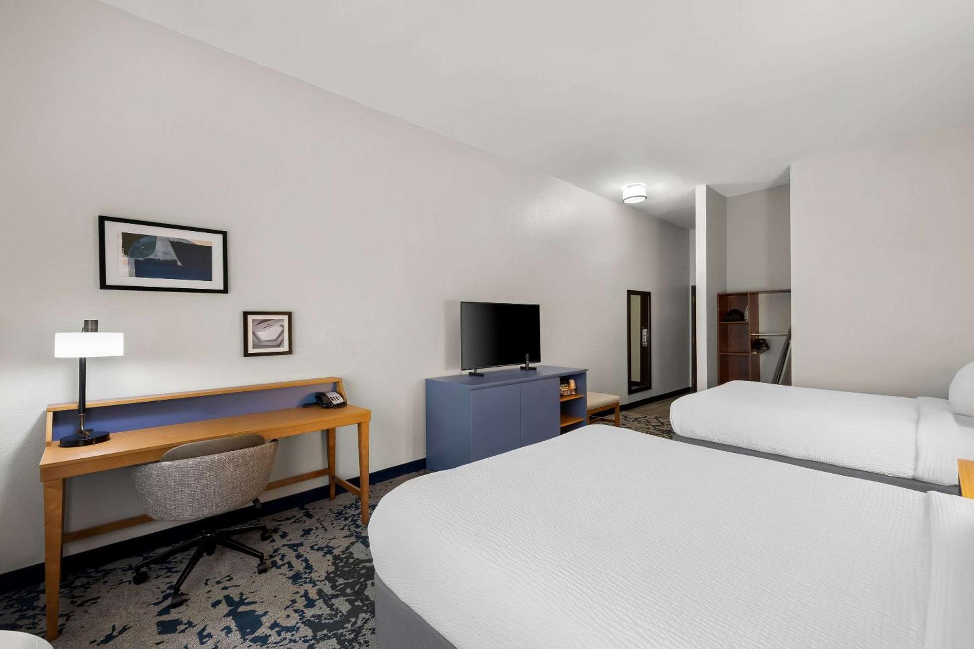 Country & By Radisson, Lsu - Medical Corridor Hotel